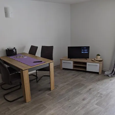 Gut Schlafen In Der Innenstadt Von - Io19 Apartment