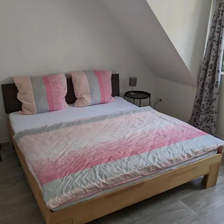 Gut Schlafen In Der Innenstadt Von - Io19 * 齐陶