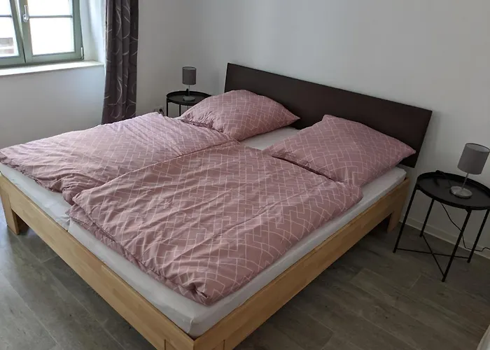 Gut Schlafen In Der Innenstadt Von - Io19 *