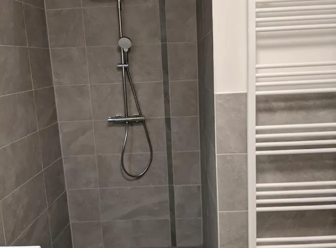 Gut Schlafen In Der Innenstadt Von - Io19 شقة تسيتاو